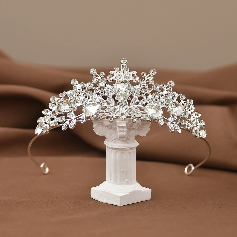 Little Princess Pearl Crystal Crown - Image 3